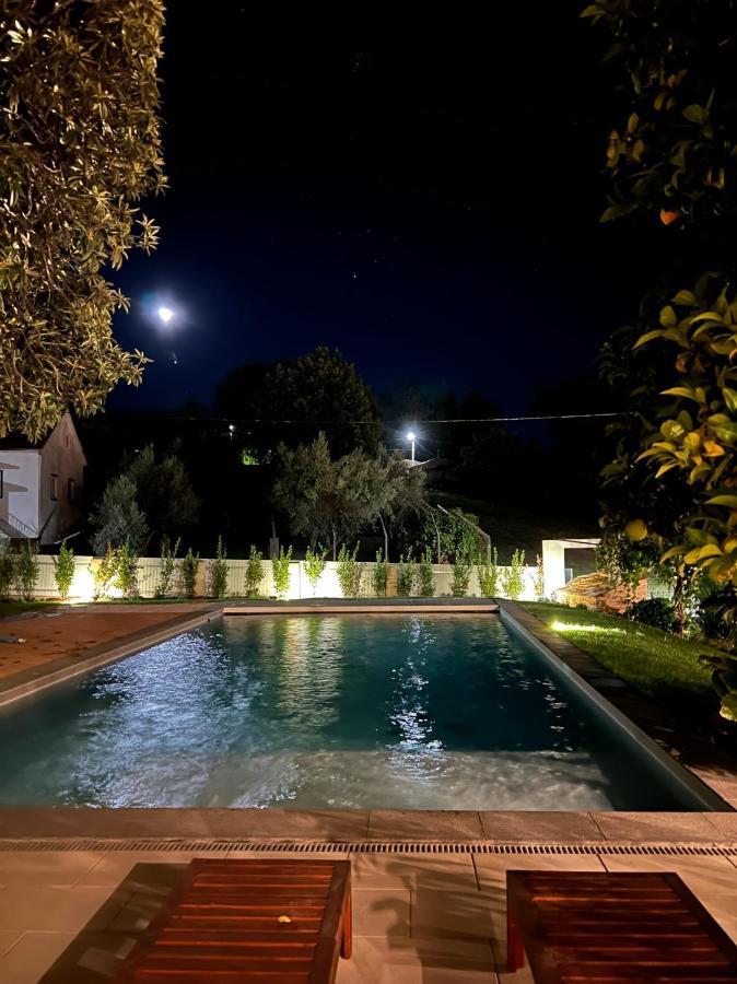 Casa Bizarra Villa Castanheira de Pera Exterior foto